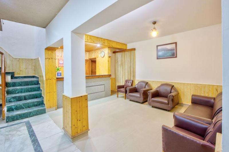 Ayushman Hotels Manāli Kültér fotó
